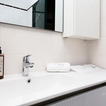 Train Station| Parking| A/c| Wifi By Tilo Apartamento *